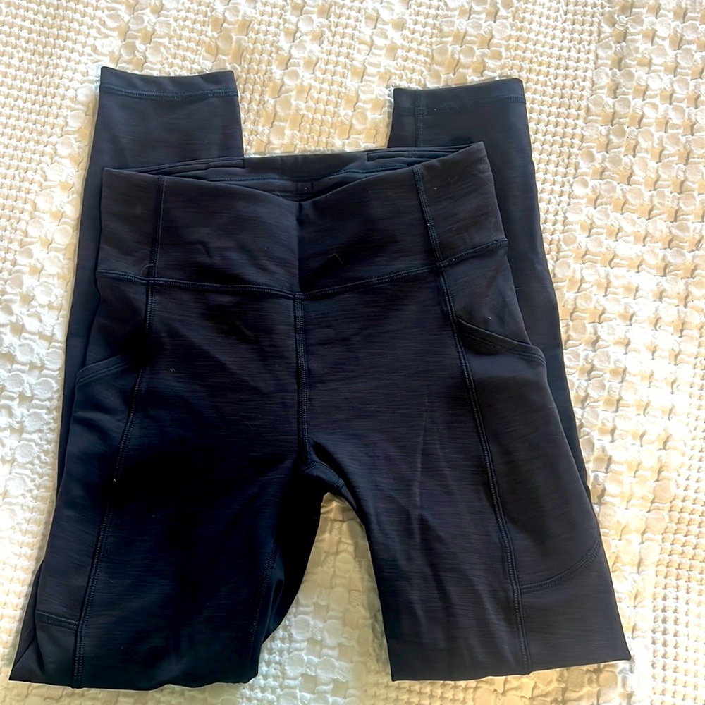 Lululemon leggings- size 4. Length 25